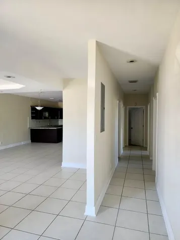24 Hampshire Court Grand Bahama Freeport BS