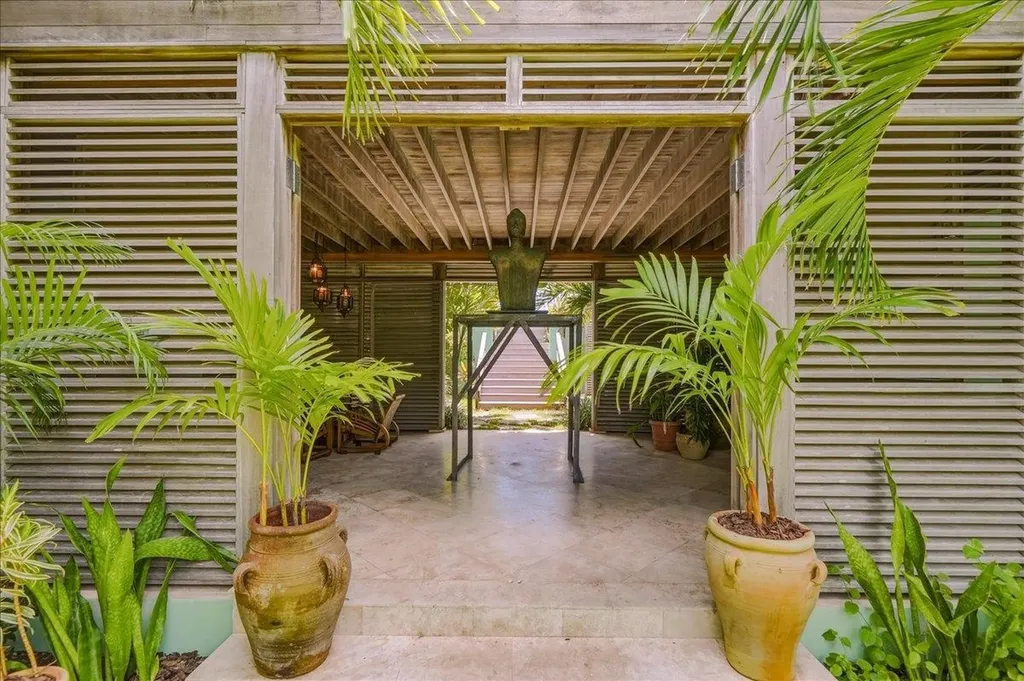Sand Bank Beach Villa Eleuthera BS