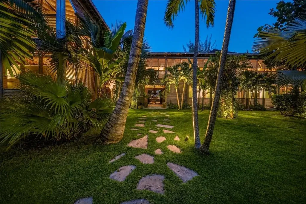Sand Bank Beach Villa Eleuthera BS