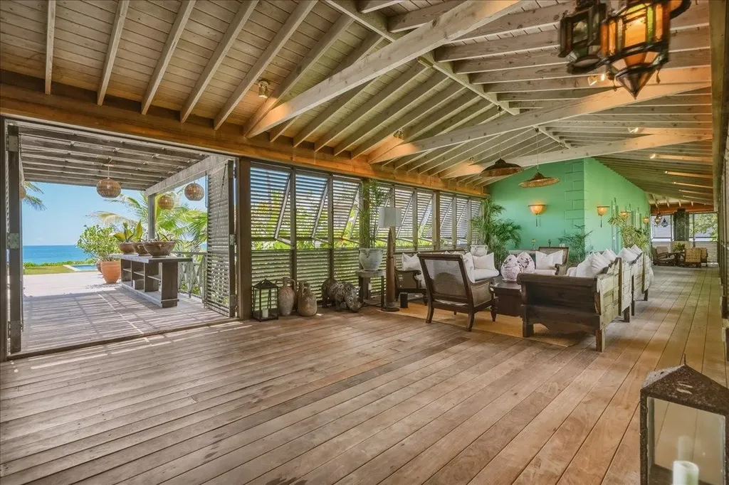Sand Bank Beach Villa Eleuthera BS