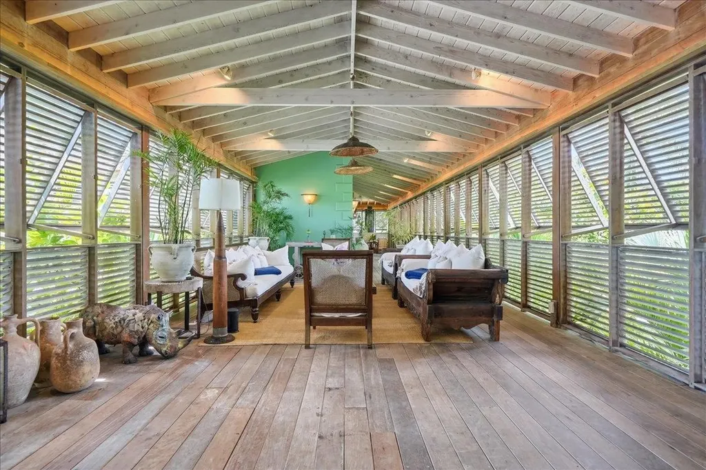 Sand Bank Beach Villa Eleuthera BS