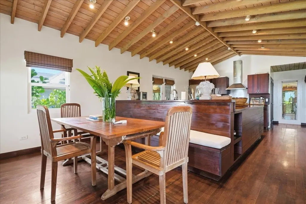 Sand Bank Beach Villa Eleuthera BS