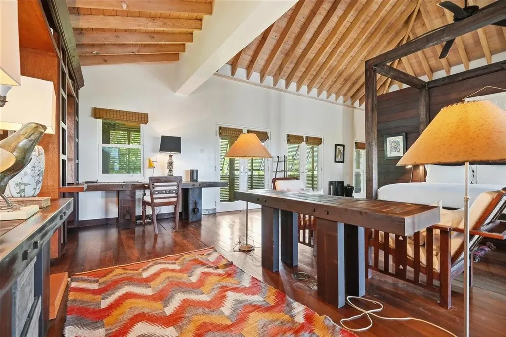 Sand Bank Beach Villa Eleuthera BS