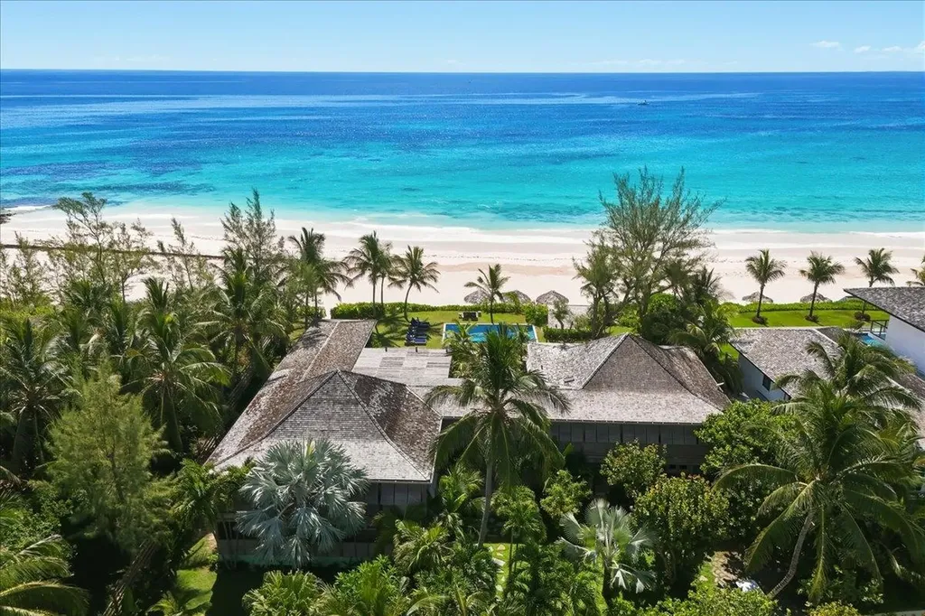 Sand Bank Beach Villa Eleuthera BS