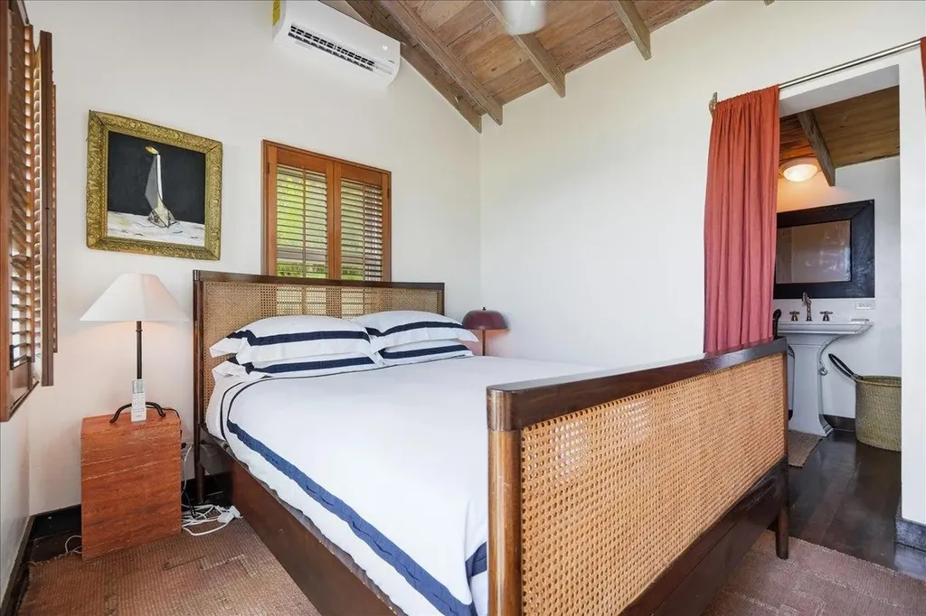 Sand Bank Beach Villa Eleuthera BS