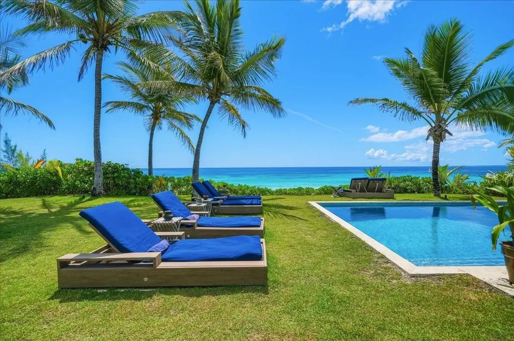 Sand Bank Beach Villa Eleuthera BS