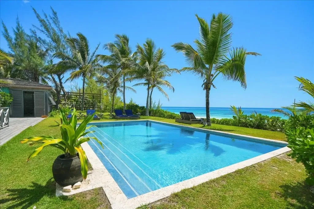 Sand Bank Beach Villa Eleuthera BS