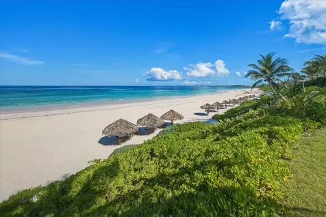 Sand Bank Beach Villa Eleuthera BS