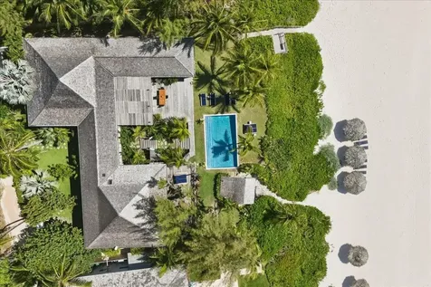 Sand Bank Beach Villa Eleuthera BS