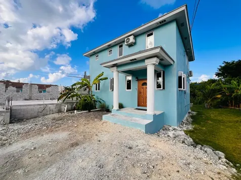 Anna's Close New Providence Paradise Island BS