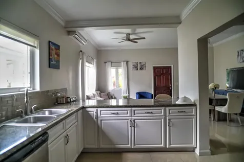Oyster Road New Providence Paradise Island BS