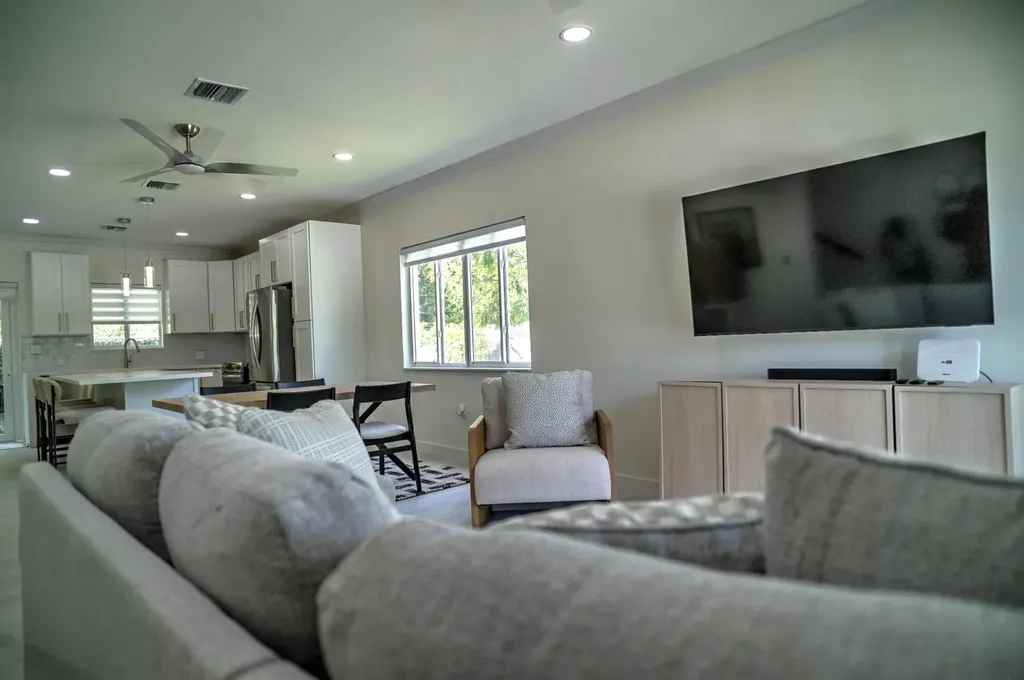 Chesnut Road 56 New Providence Paradise Island BS