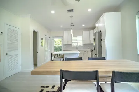 Chesnut Road 56 New Providence Paradise Island BS