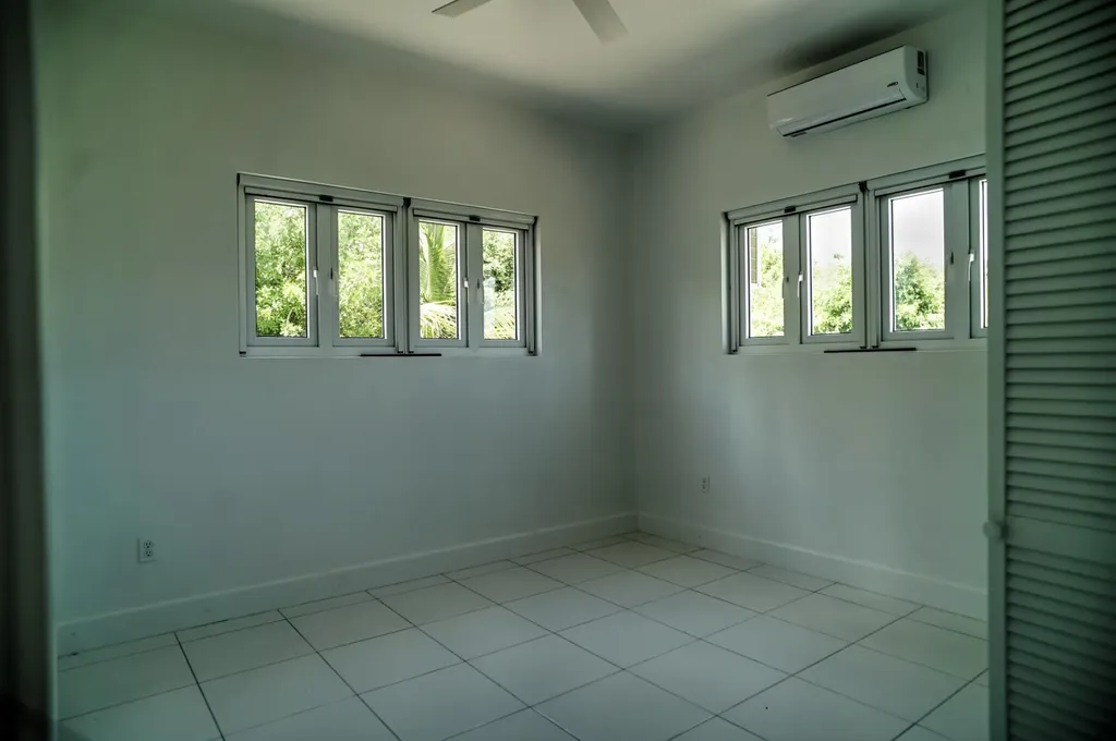 Hanna Road 67 New Providence Paradise Island BS