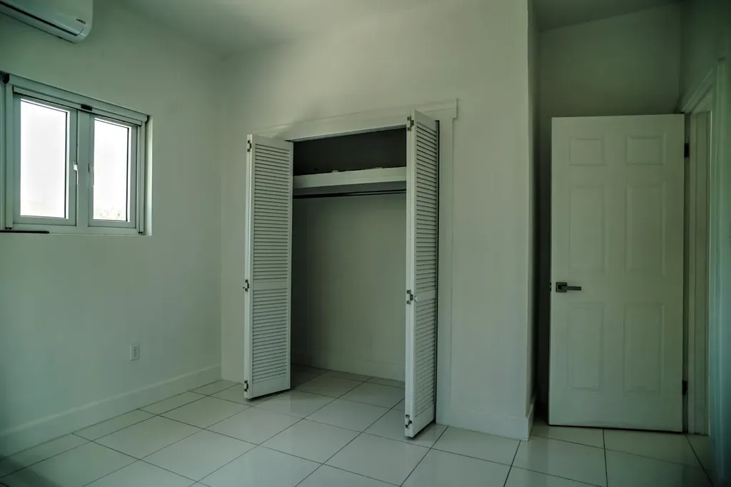 Hanna Road 67 New Providence Paradise Island BS