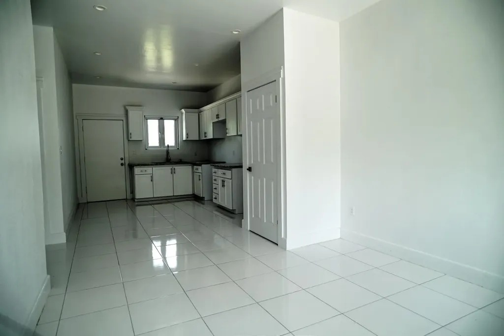 Hanna Road 67 New Providence Paradise Island BS