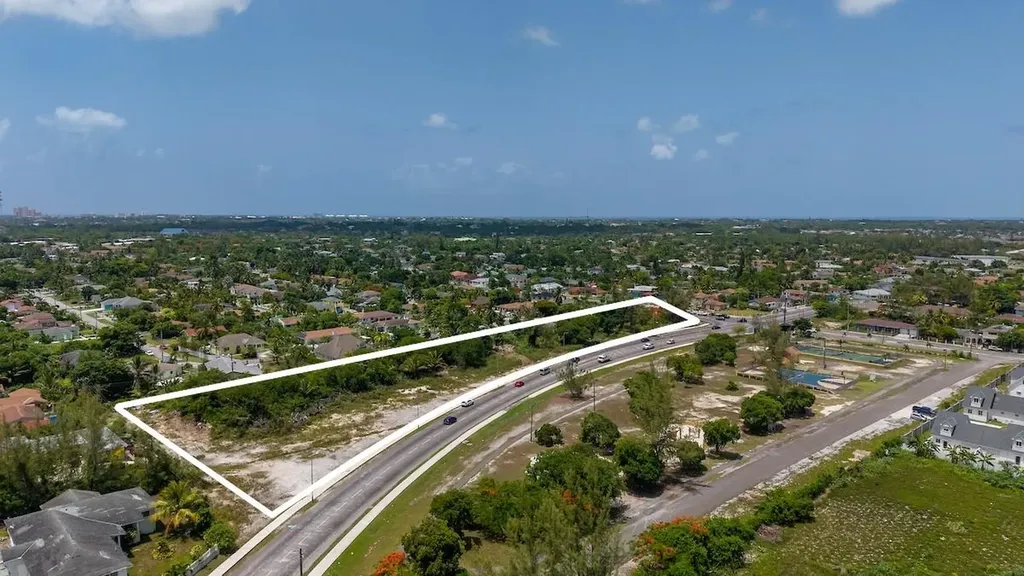 Golf Course Boulevard New Providence Paradise Island BS