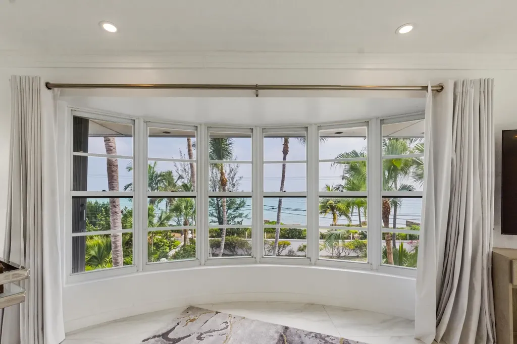 Eastern Road New Providence Paradise Island BS