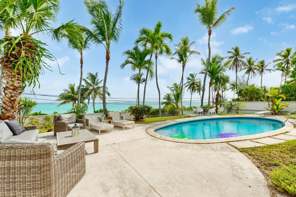 Eastern Road New Providence Paradise Island BS