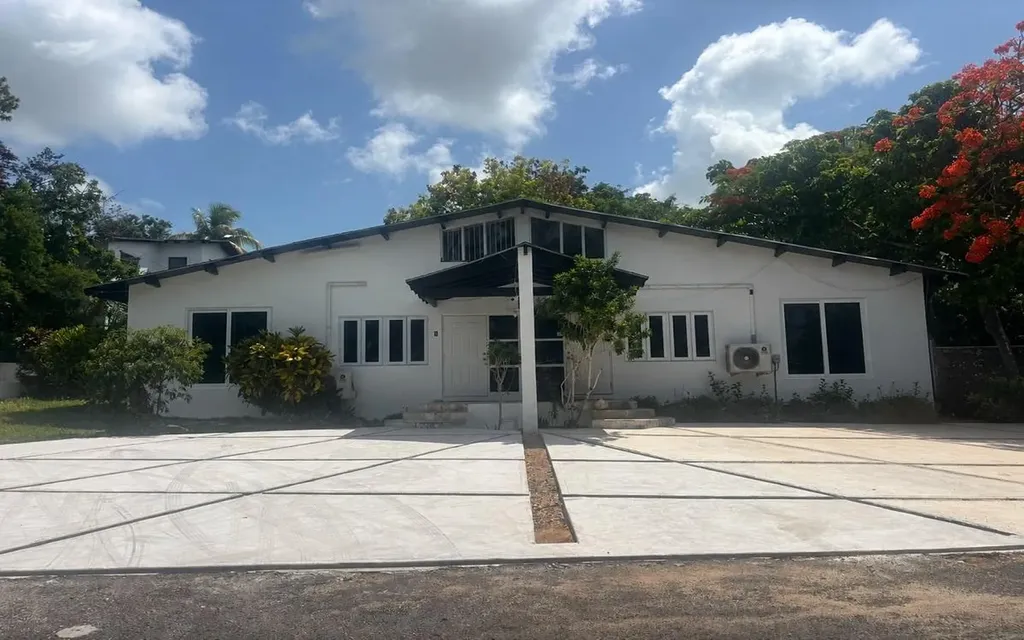 Rental Unit Off Harold Road New Providence Paradise Island BS