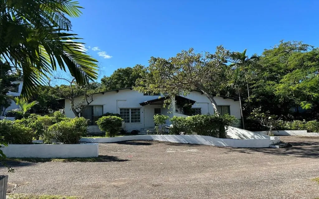 Rental Unit Off Harold Road New Providence Paradise Island BS