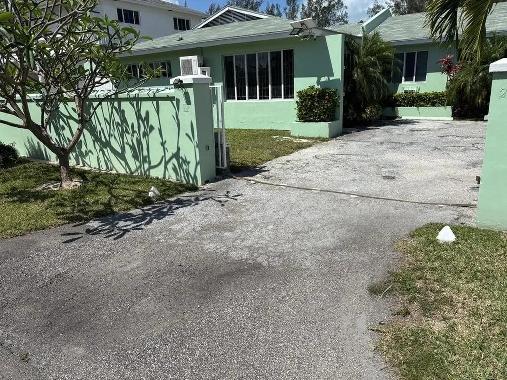 25 Leeward East Rental New Providence Paradise Island BS