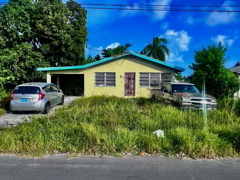 Carmichael Road Home New Providence Paradise Island BS