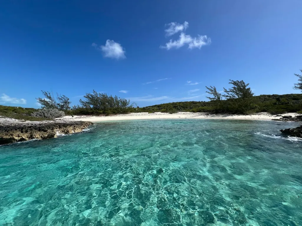 Little Majors Spot Cay Exuma BS