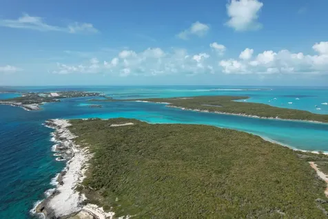 Little Majors Spot Cay Exuma BS