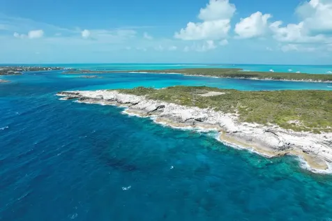 Little Majors Spot Cay Exuma BS