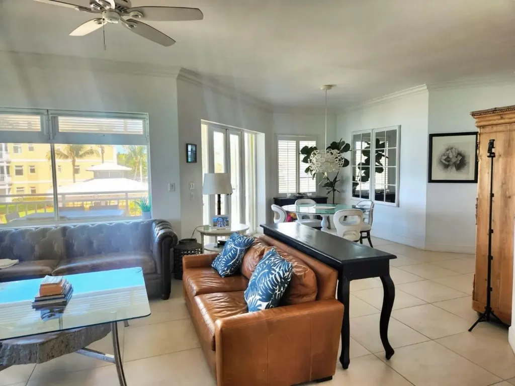 West Bay Street Bayroc New Providence Paradise Island BS