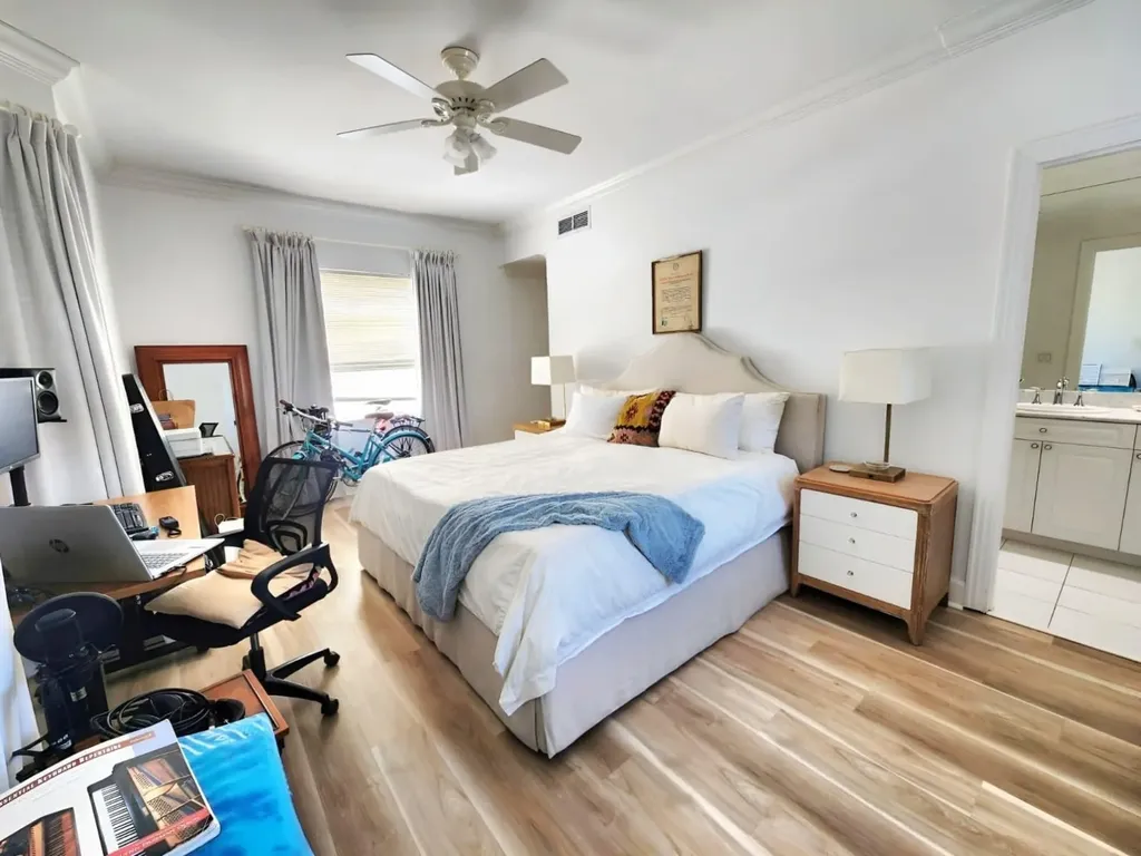 West Bay Street Bayroc New Providence Paradise Island BS