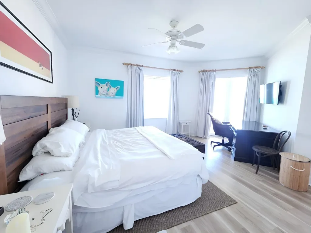 West Bay Street Bayroc New Providence Paradise Island BS