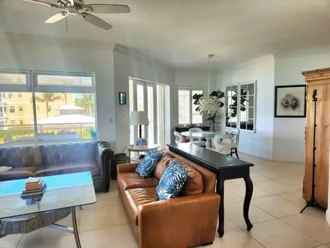 West Bay Street Bayroc New Providence Paradise Island BS