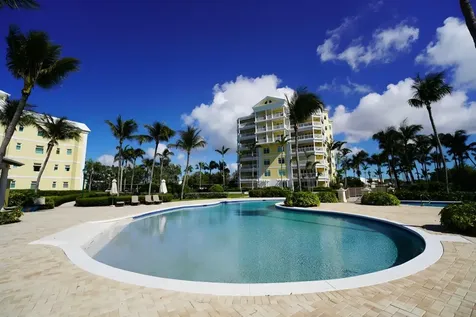 West Bay Street Bayroc New Providence Paradise Island BS