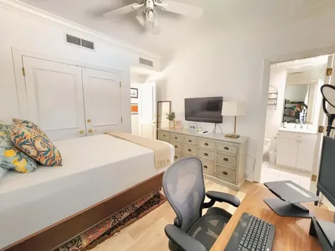 West Bay Street Bayroc New Providence Paradise Island BS