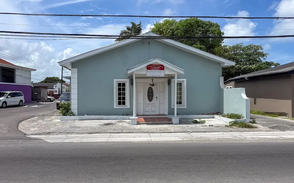 Lot 13 Blk 37 Mount Royal Avenue New Providence Paradise Island BS