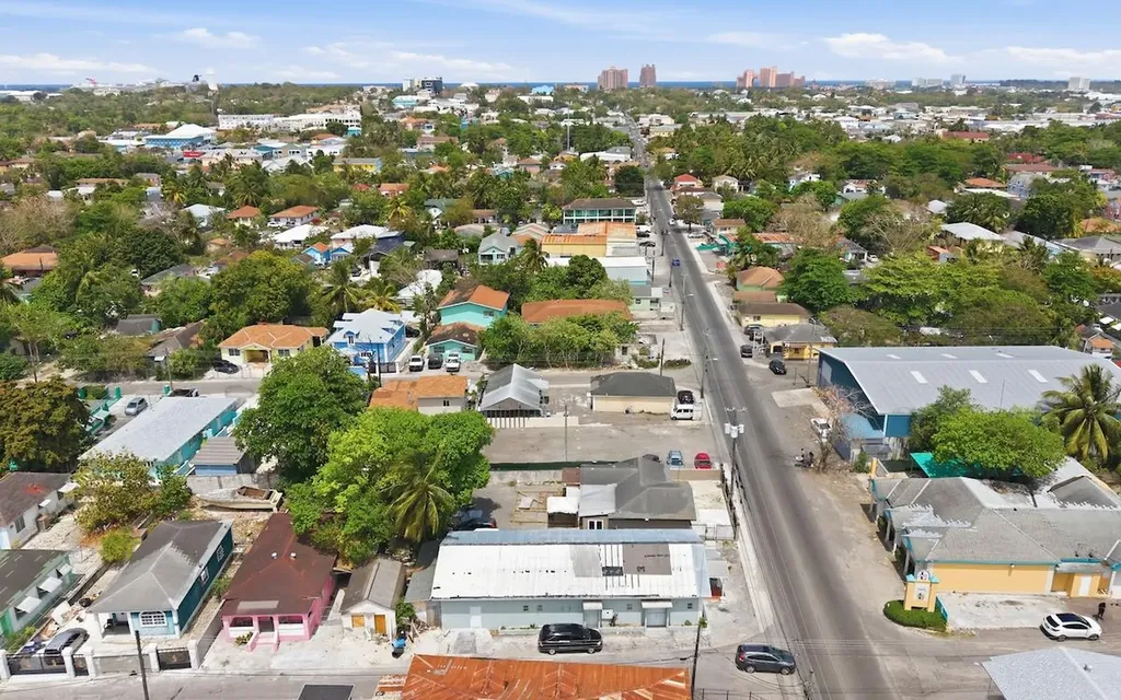 Lot 13 Blk 37 Mount Royal Avenue New Providence Paradise Island BS