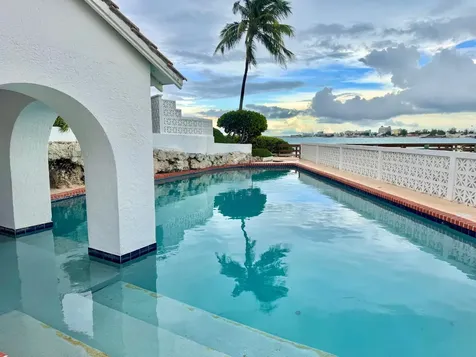 Delaporte Condominium New Providence Paradise Island BS