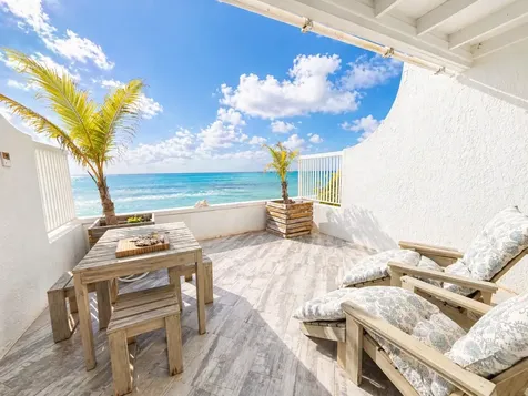 Delaporte Condominium New Providence Paradise Island BS