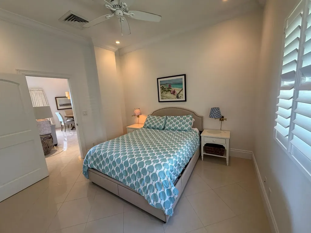 Caves, West Bay Street New Providence Paradise Island BS