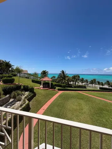Caves, West Bay Street New Providence Paradise Island BS