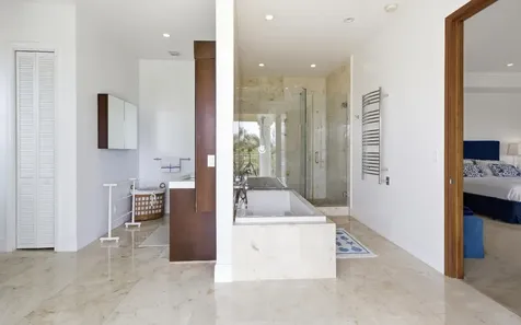 5 Gunport Boulevard Grand Bahama Freeport BS