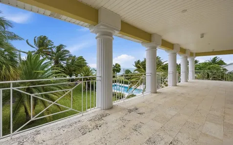 5 Gunport Boulevard Grand Bahama Freeport BS