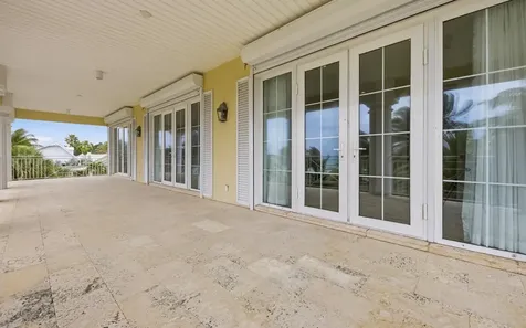5 Gunport Boulevard Grand Bahama Freeport BS