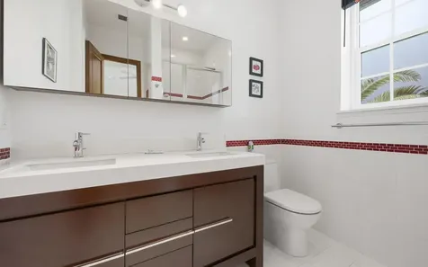 5 Gunport Boulevard Grand Bahama Freeport BS
