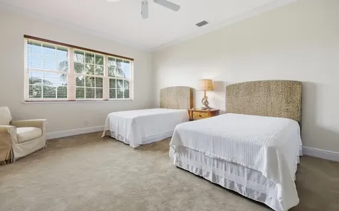 5 Gunport Boulevard Grand Bahama Freeport BS
