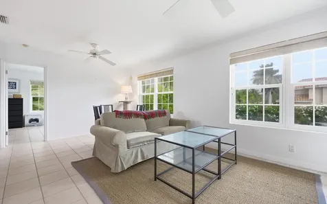 5 Gunport Boulevard Grand Bahama Freeport BS