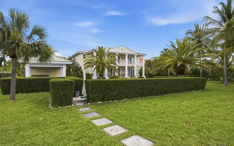 5 Gunport Boulevard Grand Bahama Freeport BS