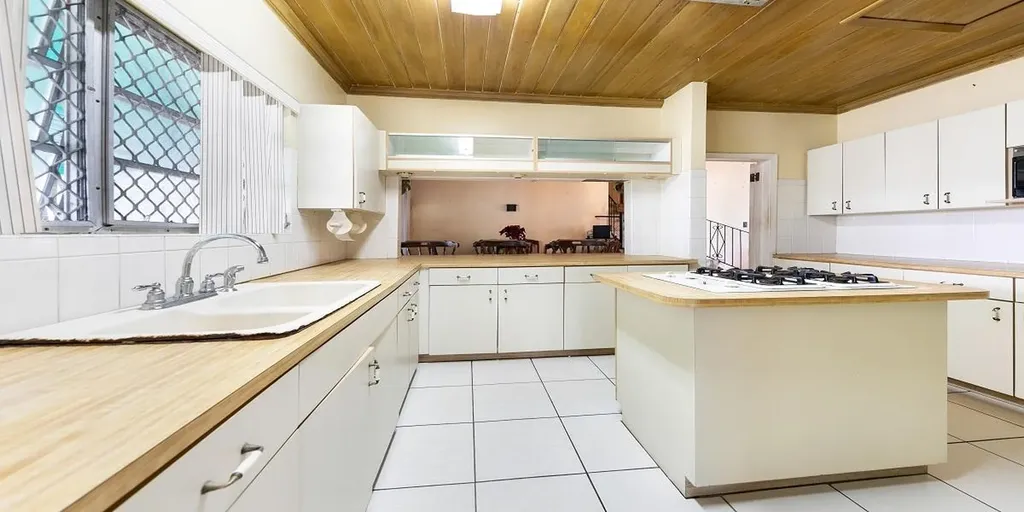 141 & 142 Dannotage Estate New Providence Paradise Island BS